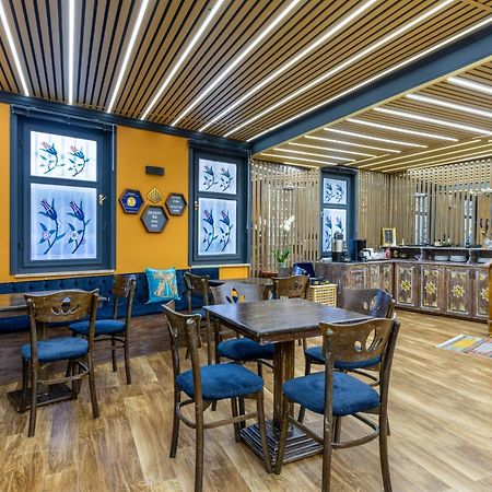 Wonder Wood Hotel Истанбул Екстериор снимка