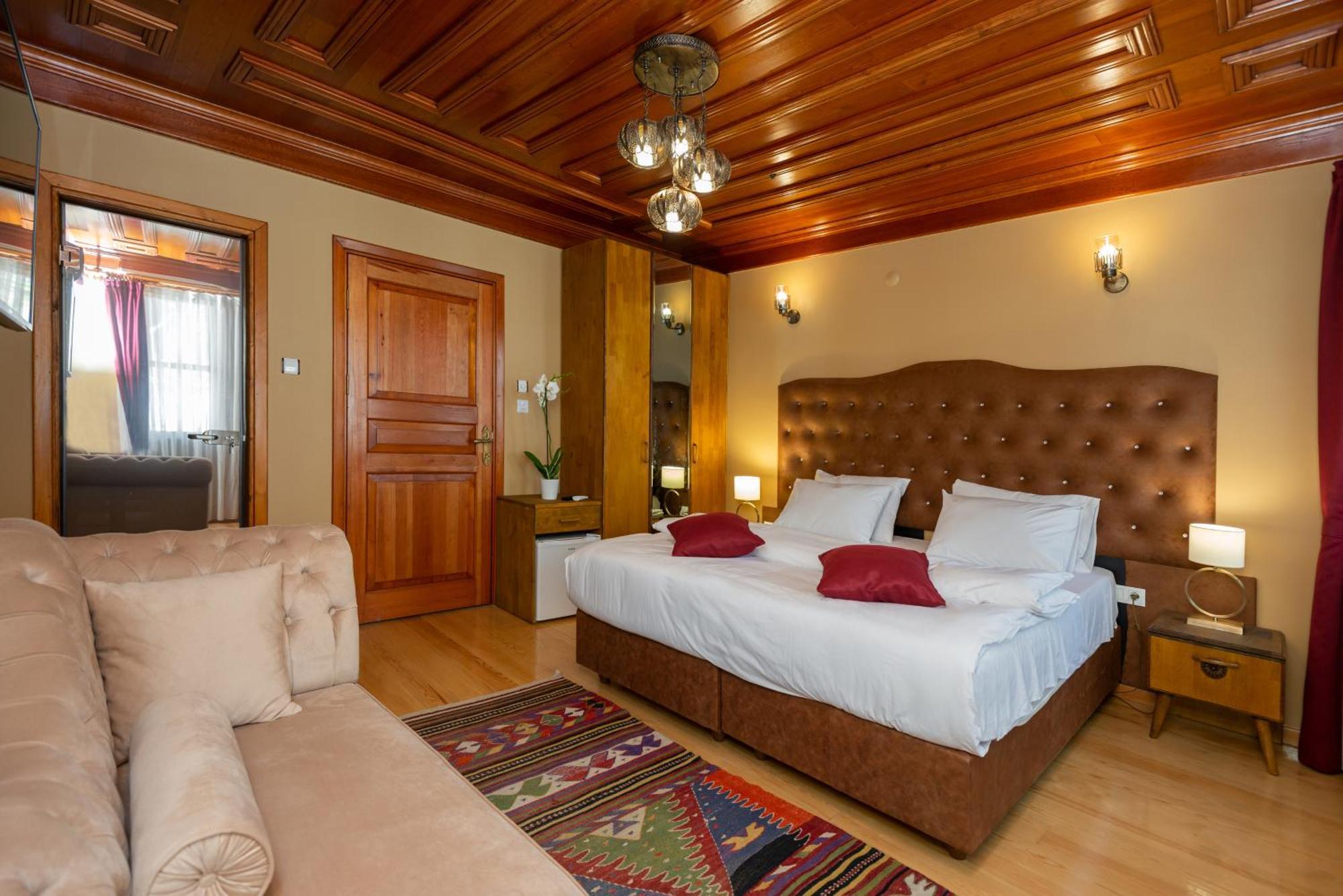 Wonder Wood Hotel Истанбул Екстериор снимка