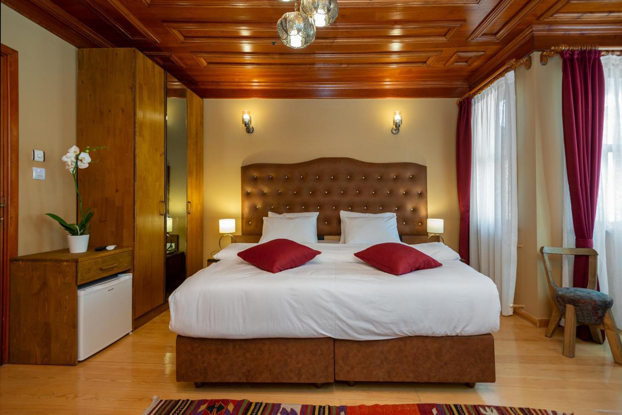 Wonder Wood Hotel Истанбул Екстериор снимка