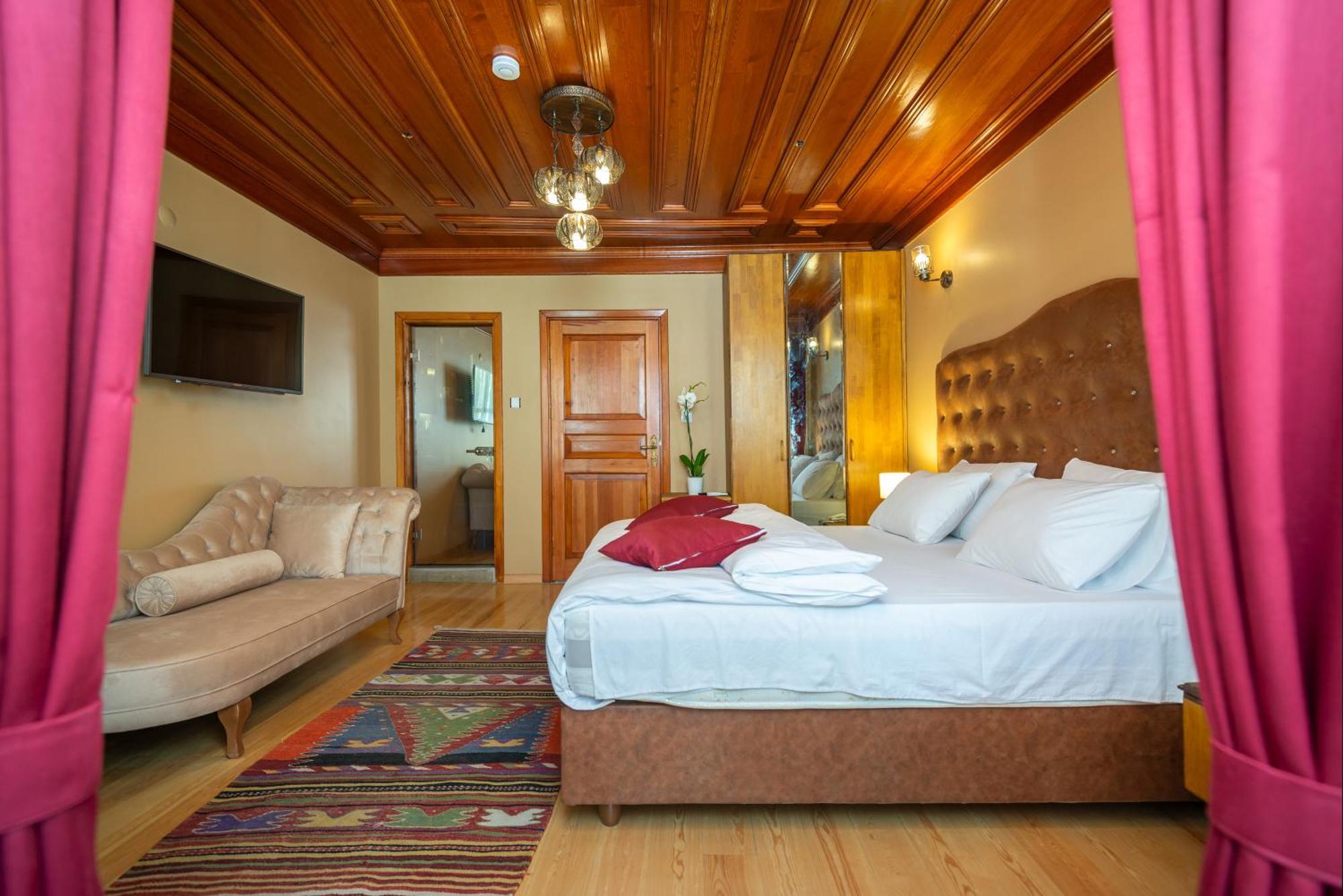 Wonder Wood Hotel Истанбул Екстериор снимка