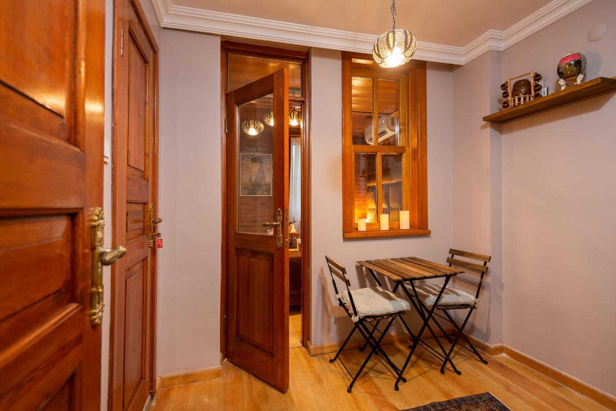 Wonder Wood Hotel Истанбул Екстериор снимка
