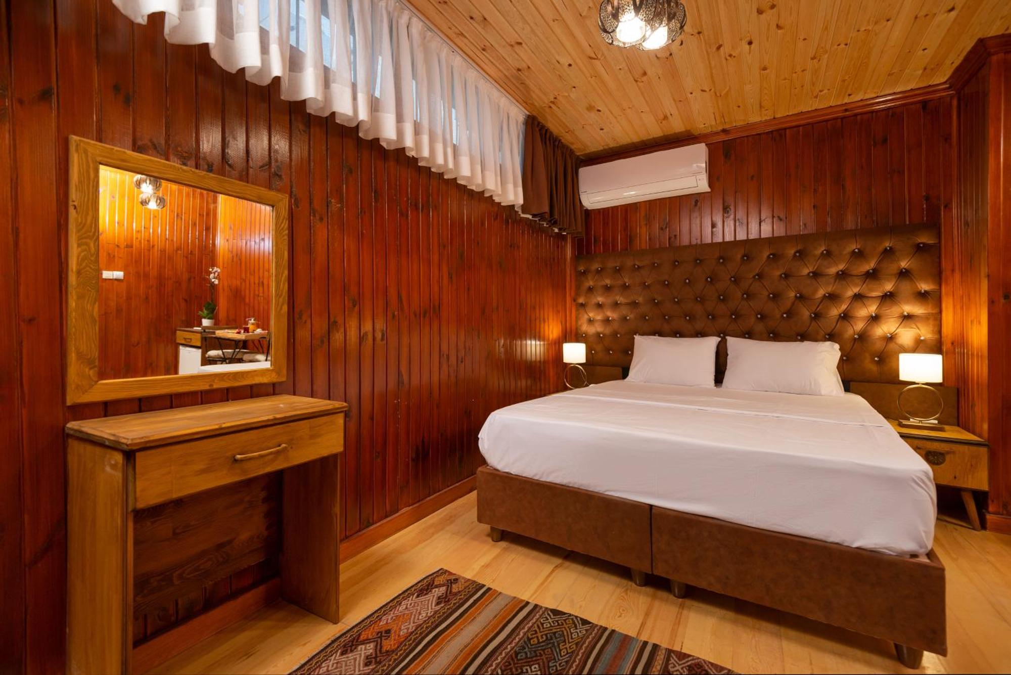 Wonder Wood Hotel Истанбул Екстериор снимка