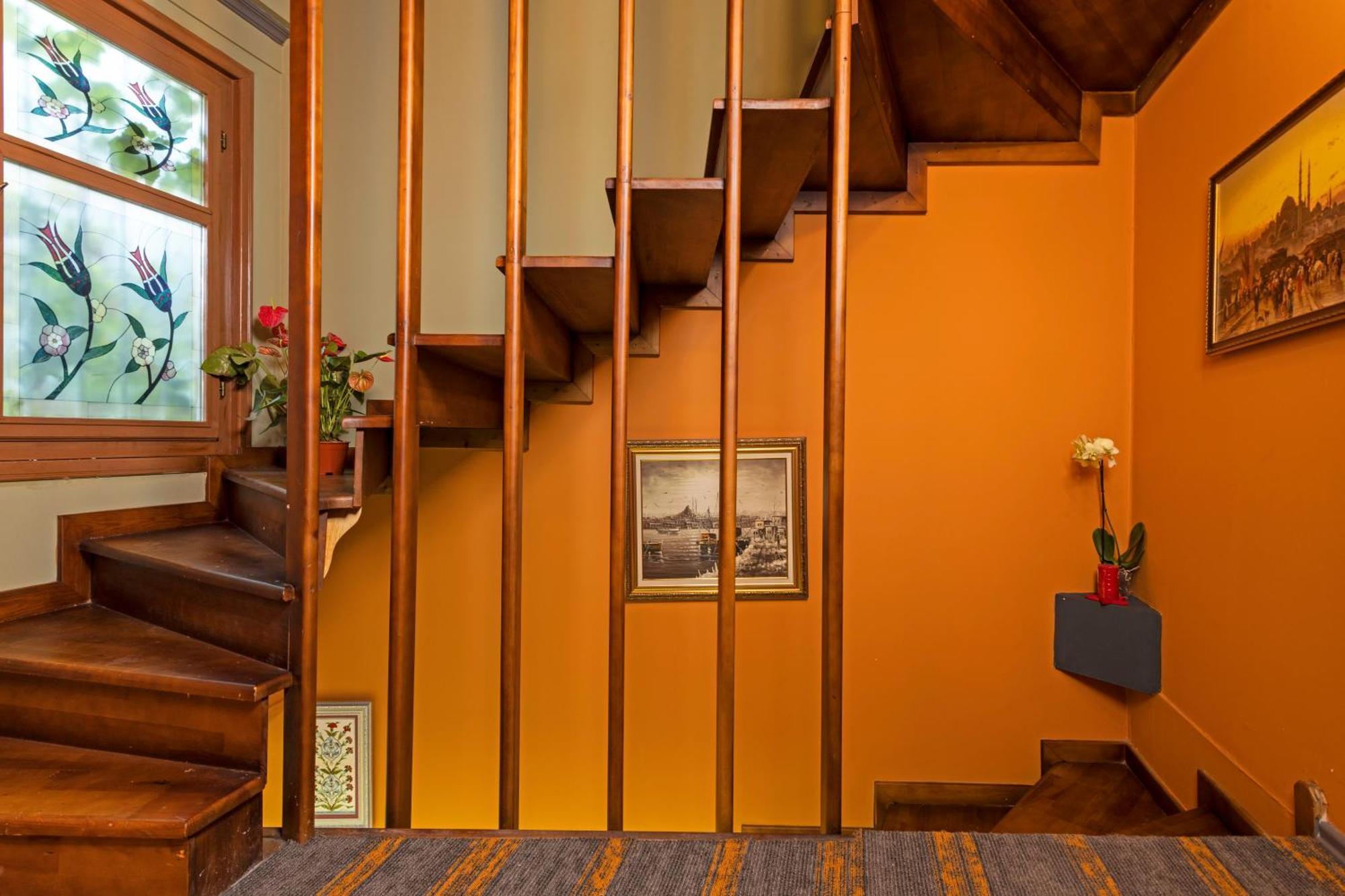 Wonder Wood Hotel Истанбул Екстериор снимка