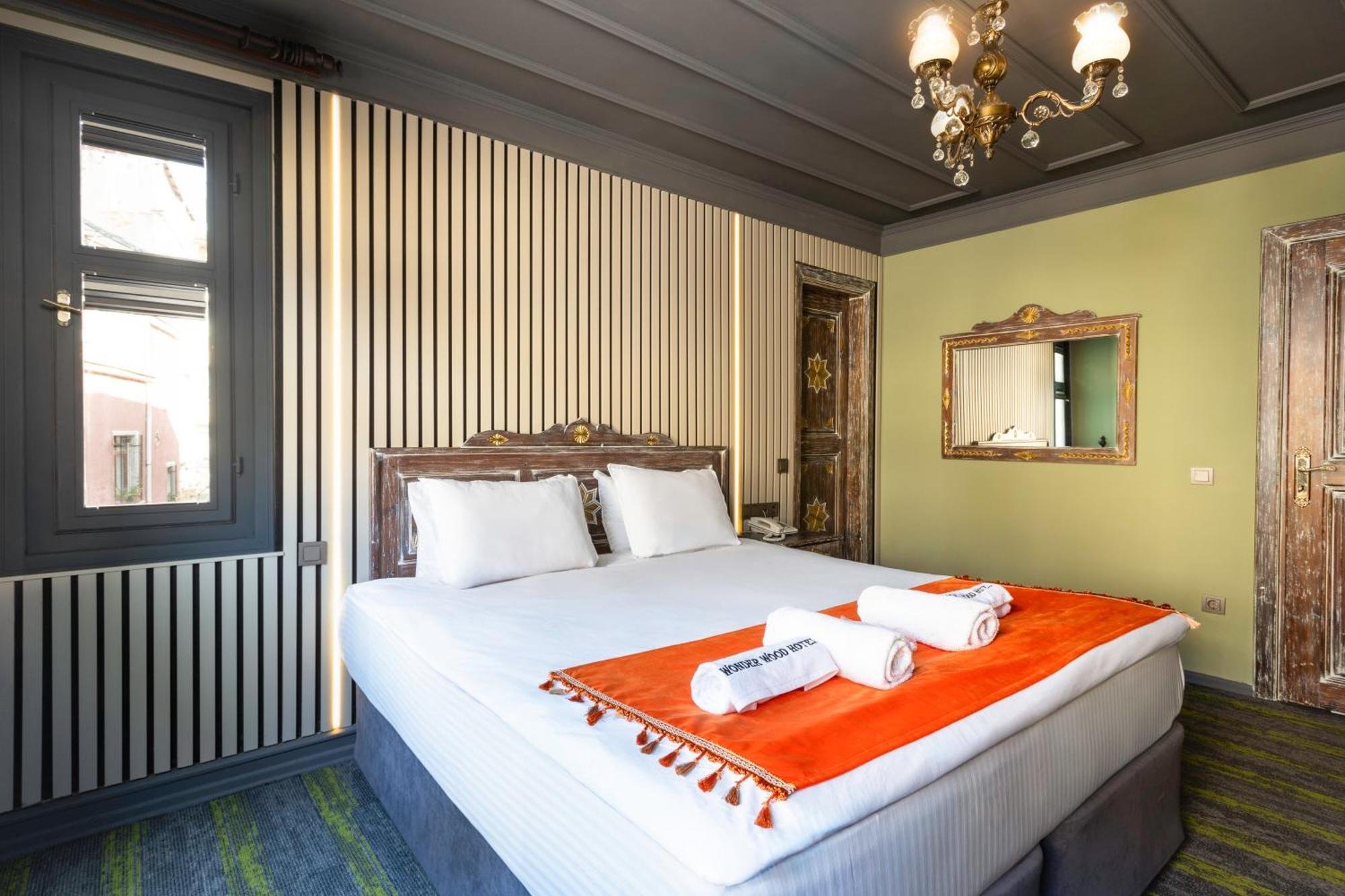 Wonder Wood Hotel Истанбул Екстериор снимка