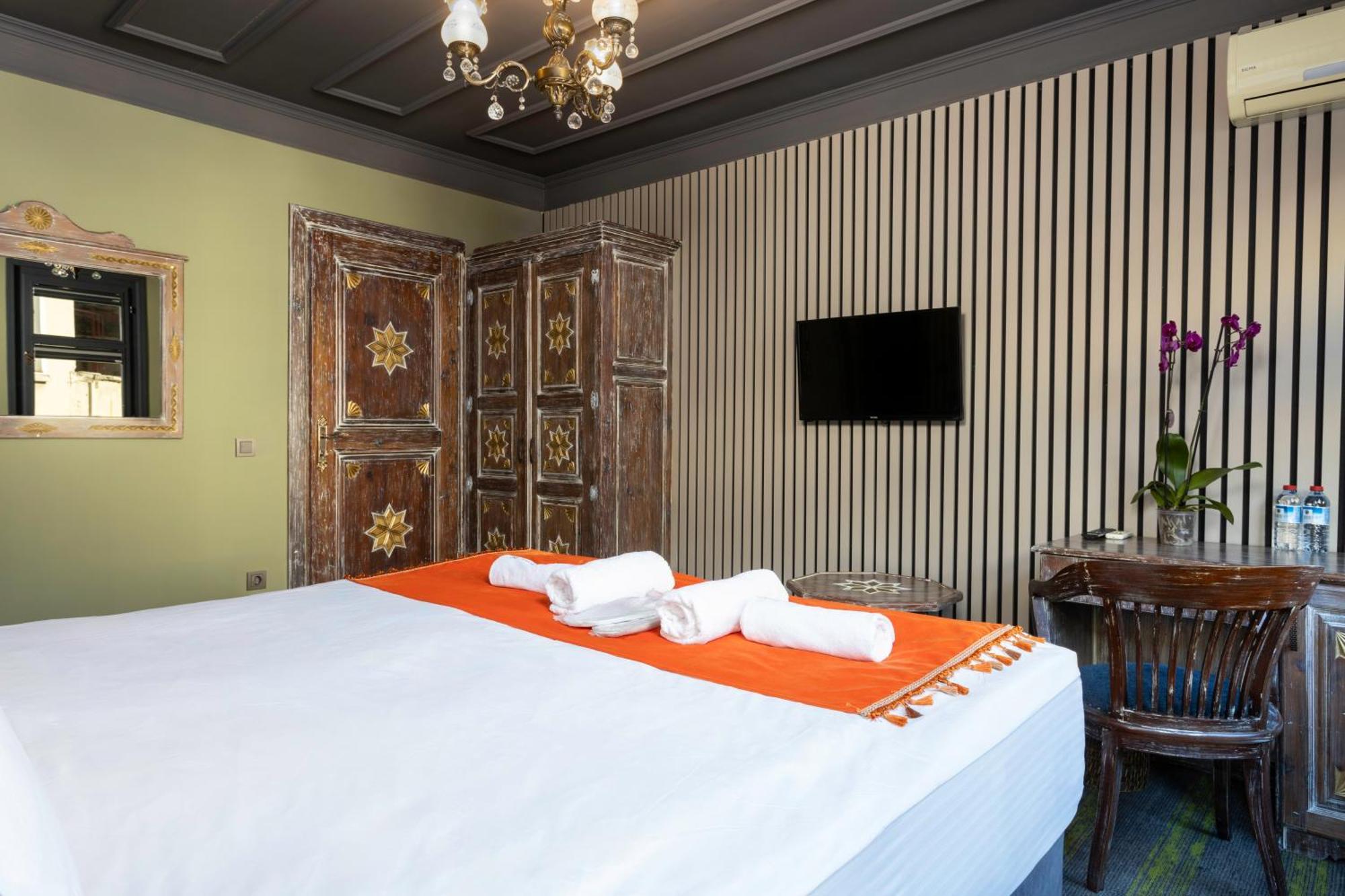 Wonder Wood Hotel Истанбул Екстериор снимка